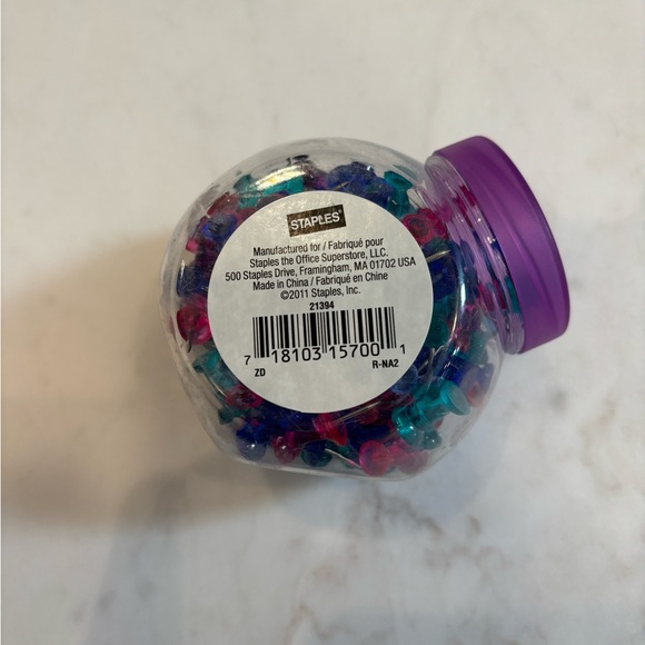 175 Multicolor push pins - Picture 2 of 5